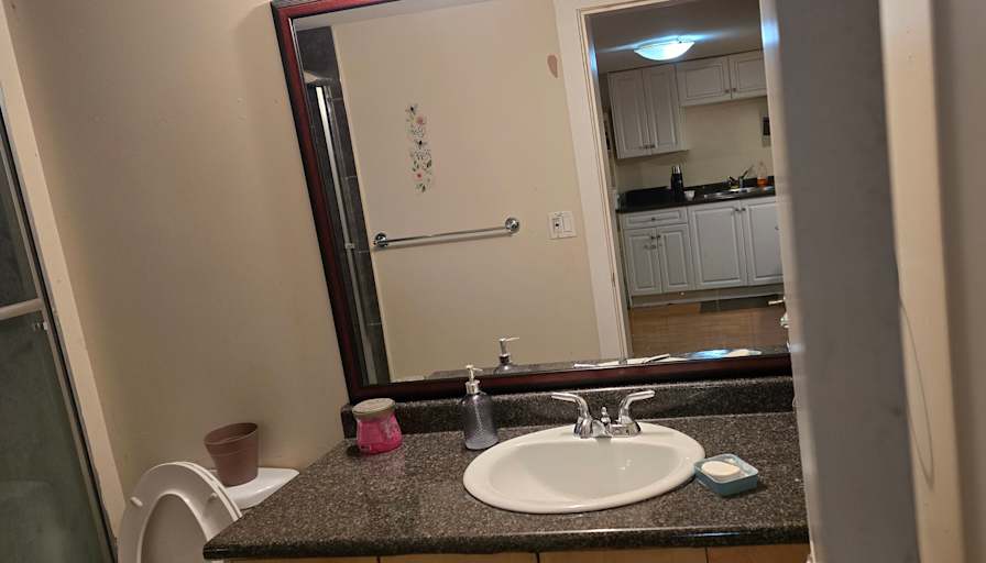 Near Scott Road's room