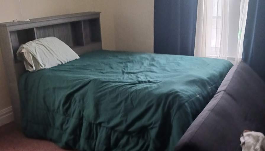 Bob's room
