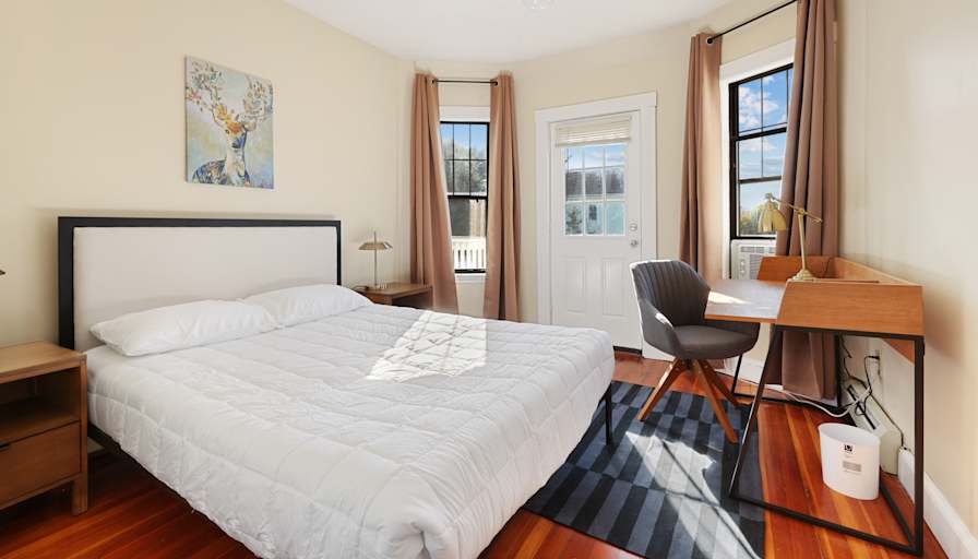 Sam June's room