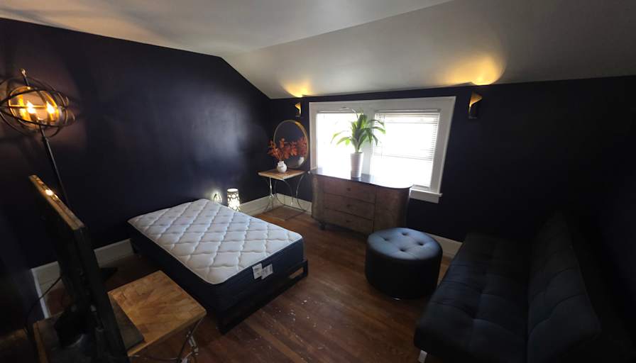 Sa'id's room