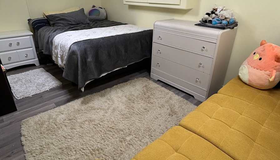 Tracy's room