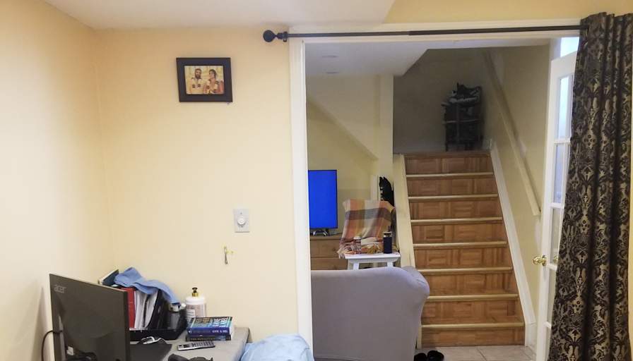 SINTHUJAN's room