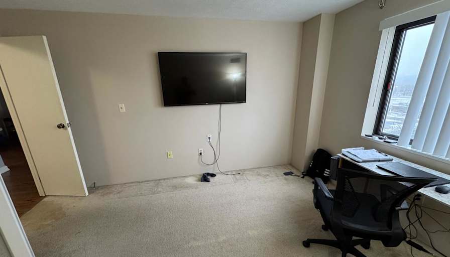 MUHAMMAD ANAS's room