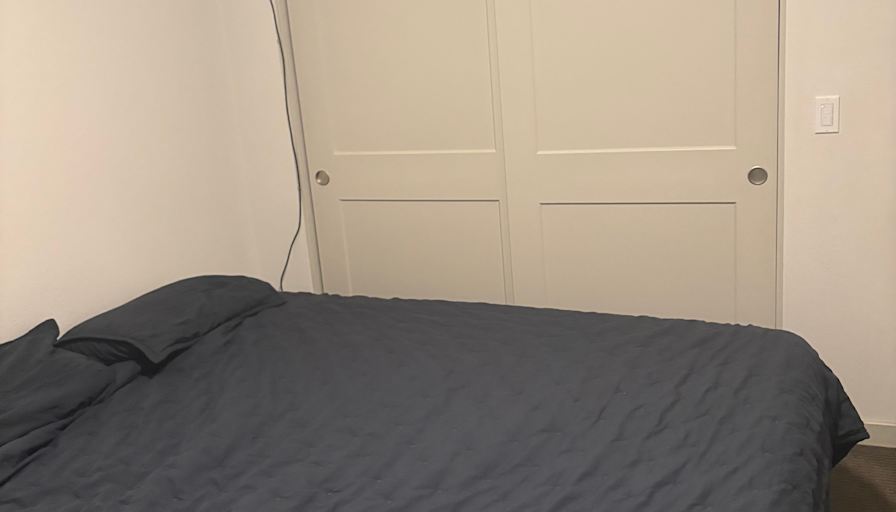 B's room
