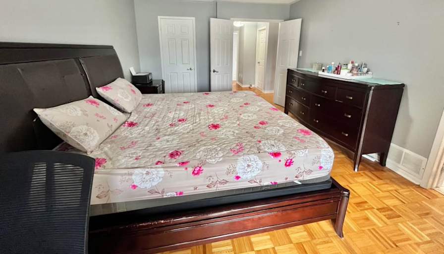 Quyen's room