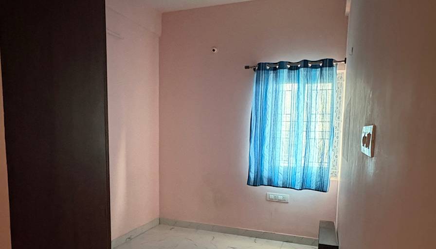 Oshin's room