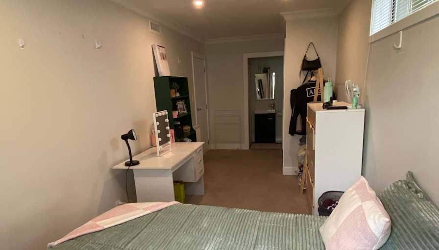 Kaitlyn's room