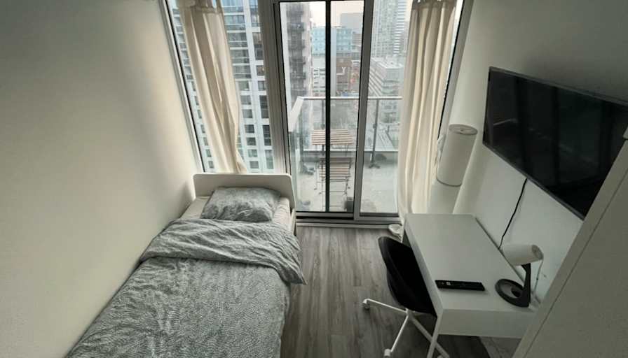 Innova's room