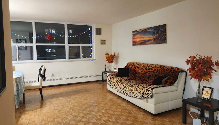 Linda's room