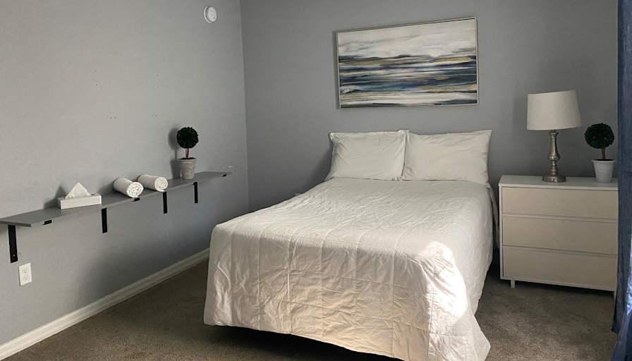 Laura Mateus's room