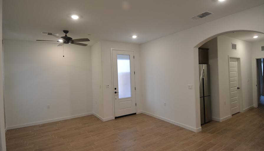 Phong Ho, CA Real Estate Broker's room