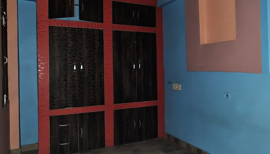 Pragya's room