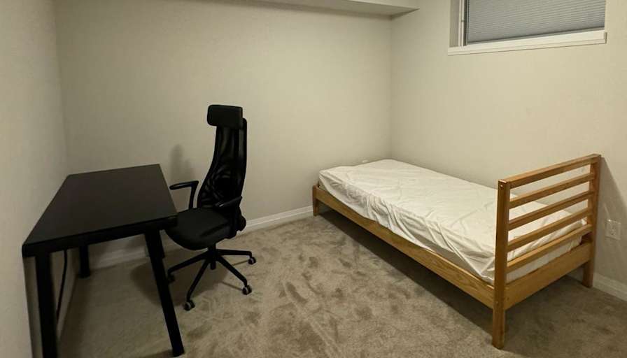 Lahiru's room