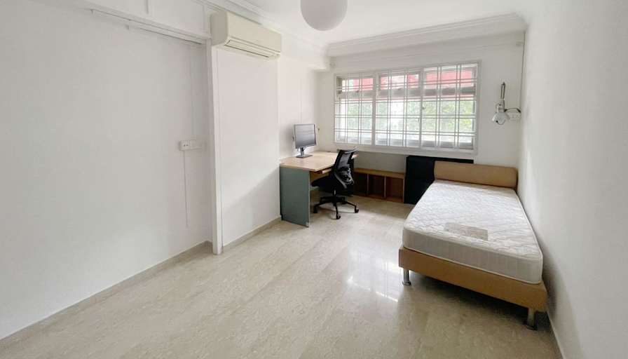 L's room