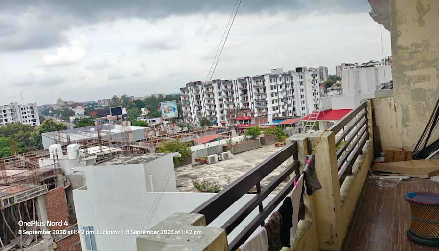 RAHUL CHAURASIYA's room