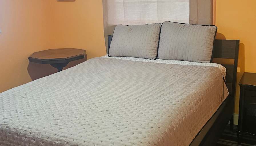 Felix's room