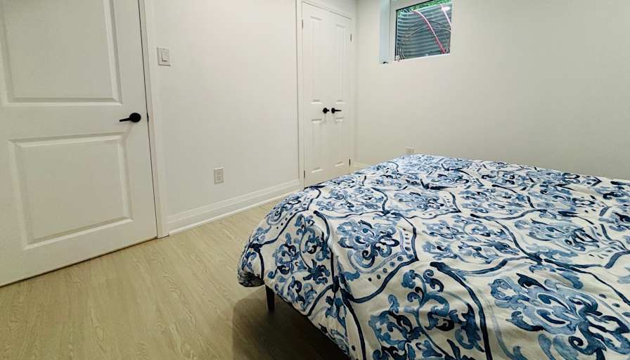 TRAN's room