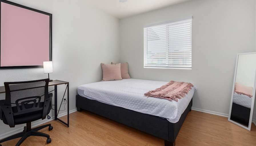 PadSplit's room