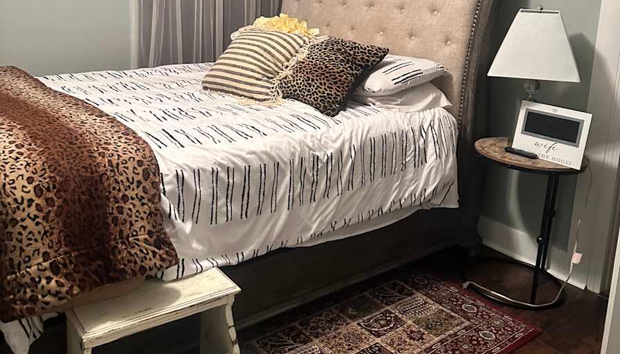 Nnika Tinney-Davis's room