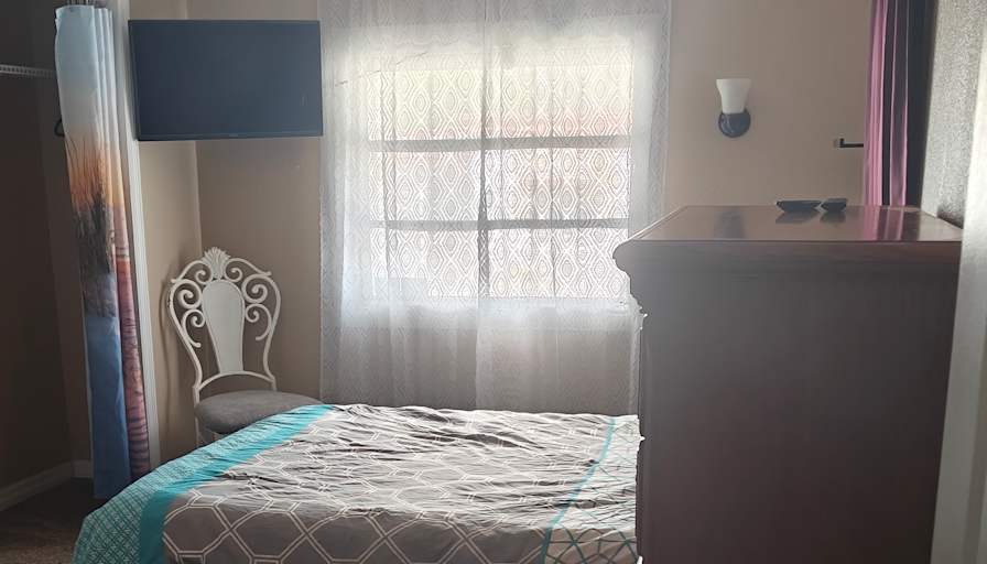 Tracey's room