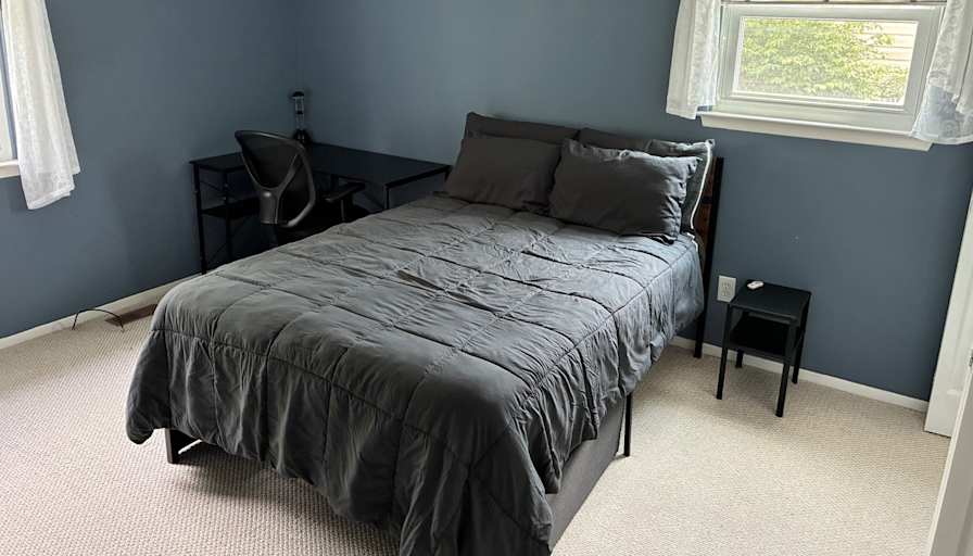 Steve's room