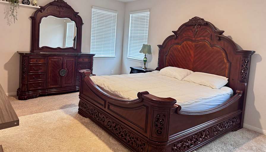 Resty's room