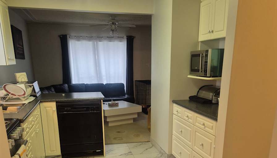 Dwight Neuman's room