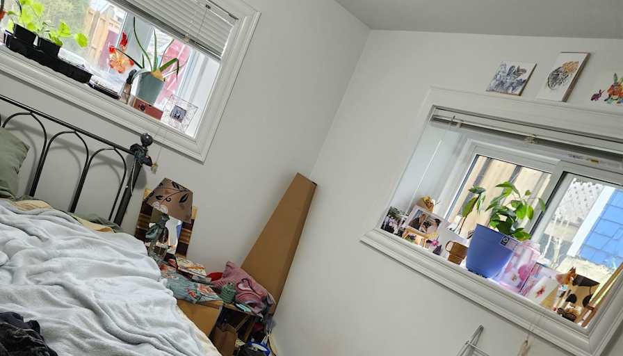 Jasper White's room