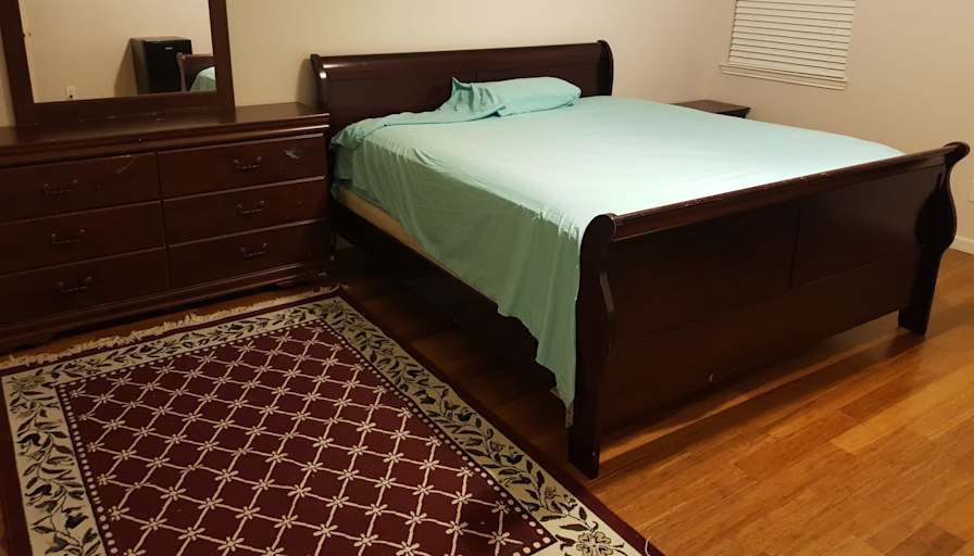 Karl's room