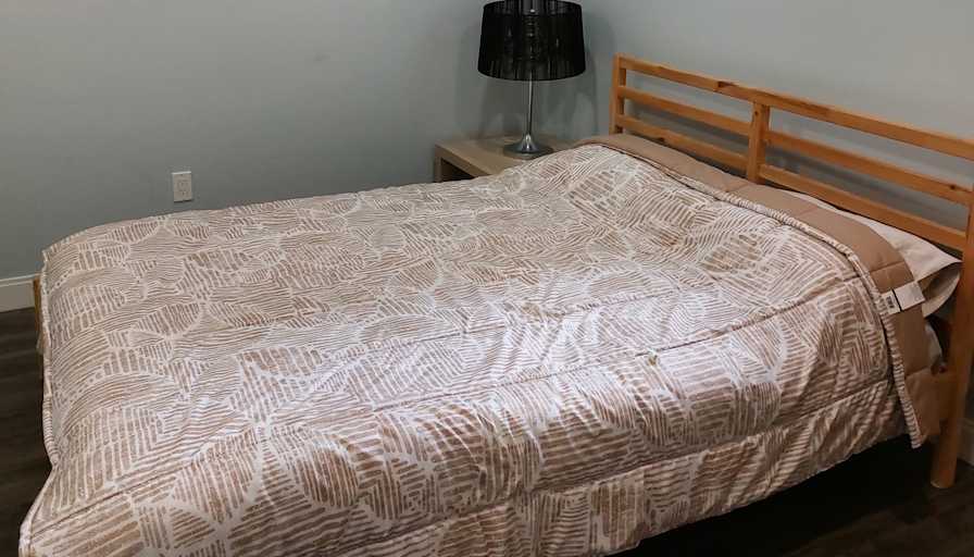 Nikoo Zohadi's room
