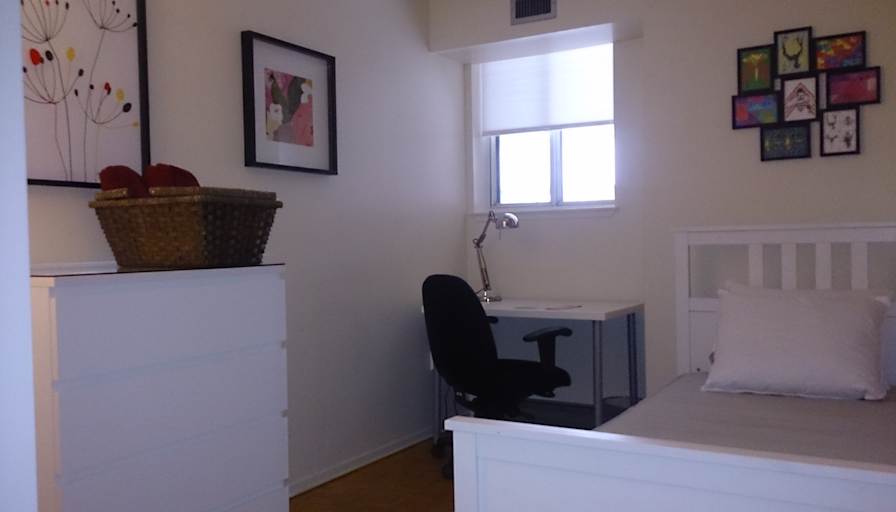 Bathurst-King Wellinton Place West Queen West Fort York Liberty Village's room