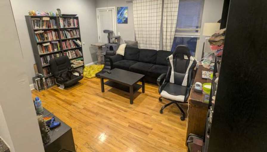 Caroline's room