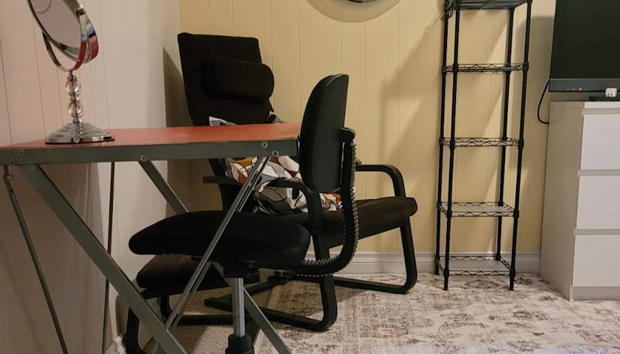 Jennifer's room