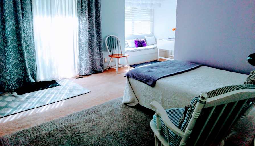 Andrea's room