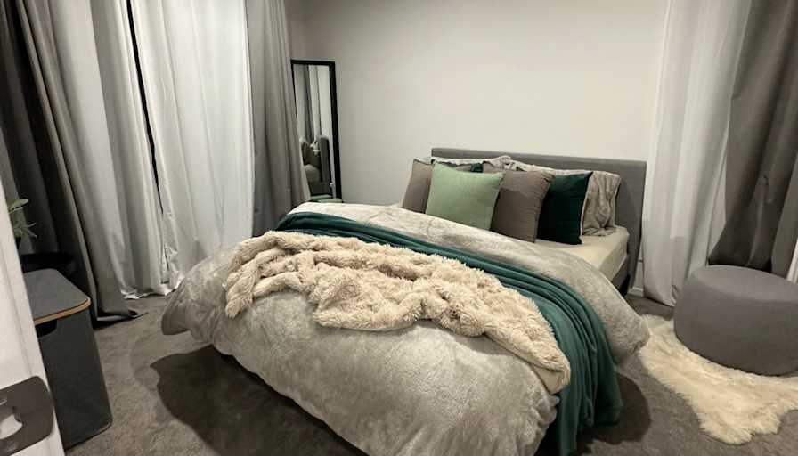 Ashlee Robertson's room