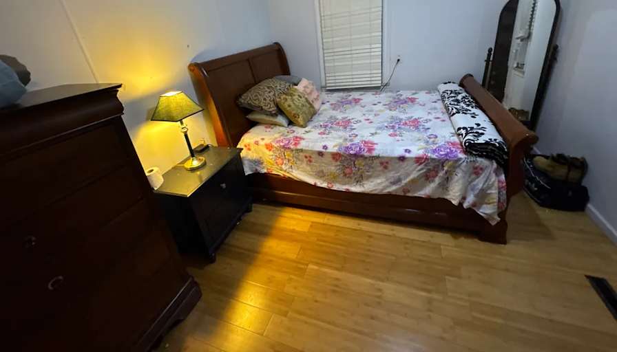 Furnished Private Room's room