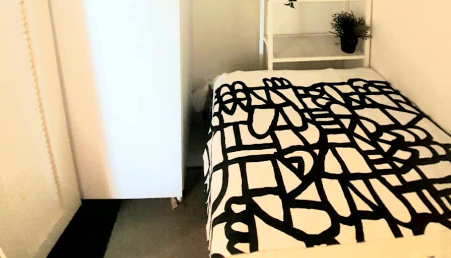 VVA EI's room