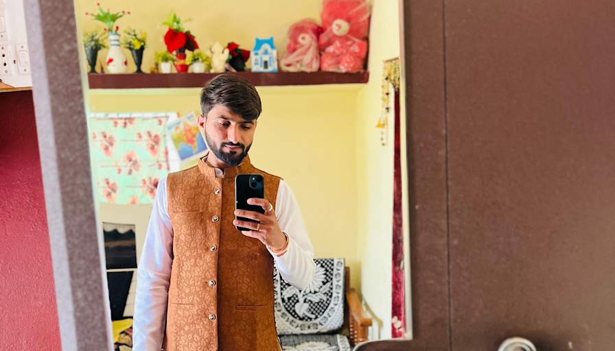 Mohit jat's room