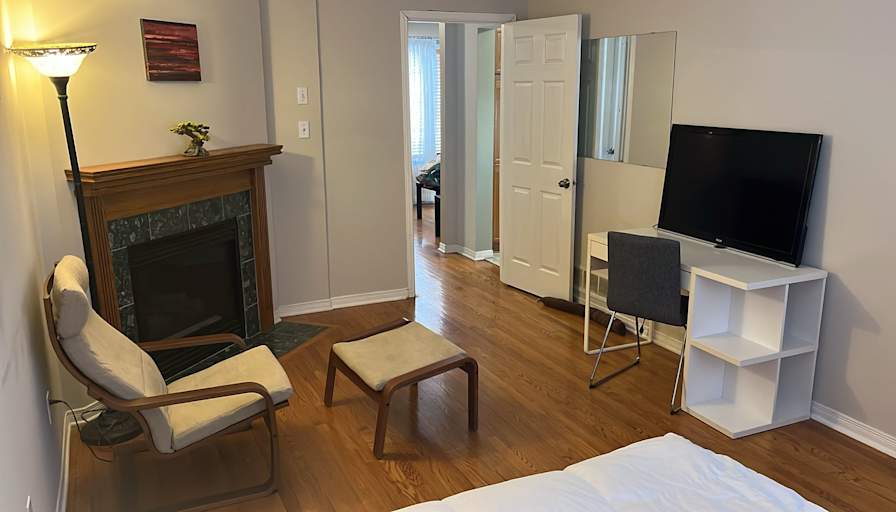 Vic's room