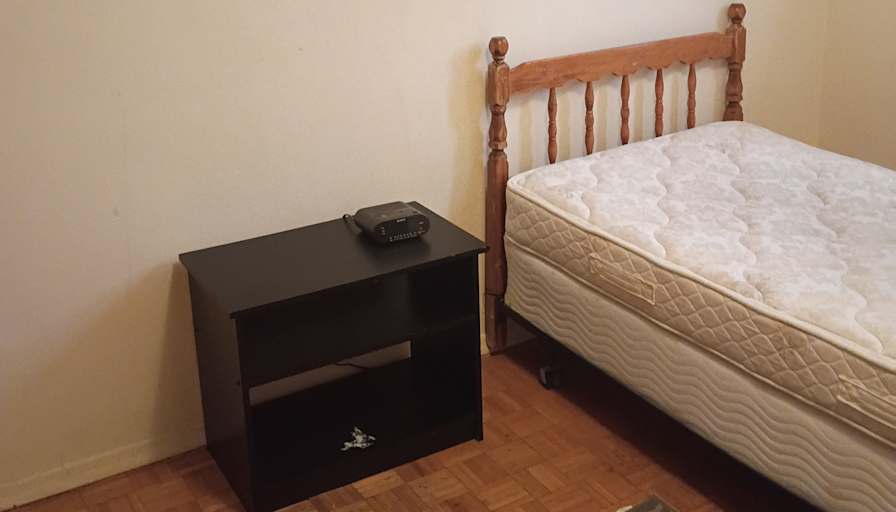 Hopewell's room