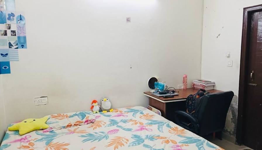 Charvi Bhalla's room
