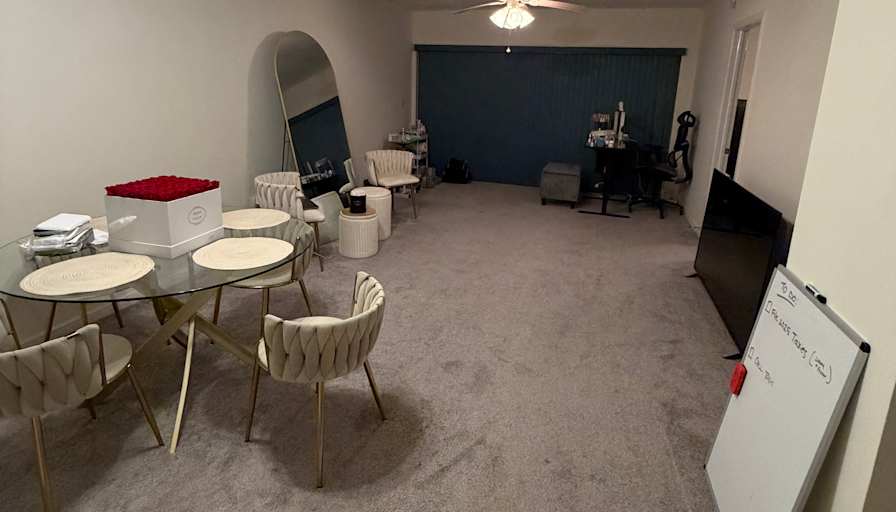 Isabela's room