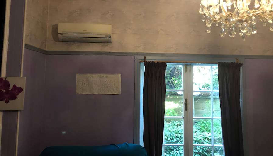 Kiwinz's room