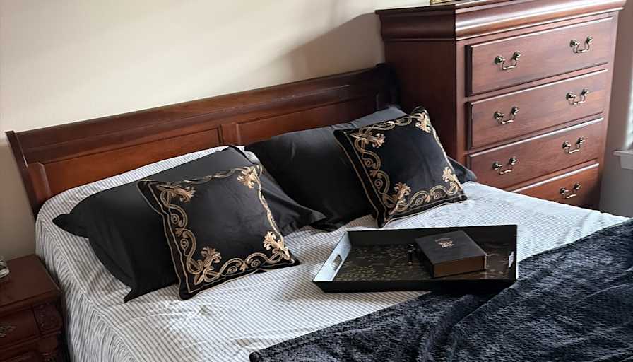 Debra Higgs's room