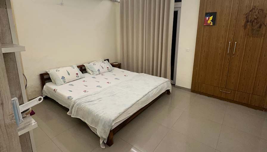 Himanshu's room