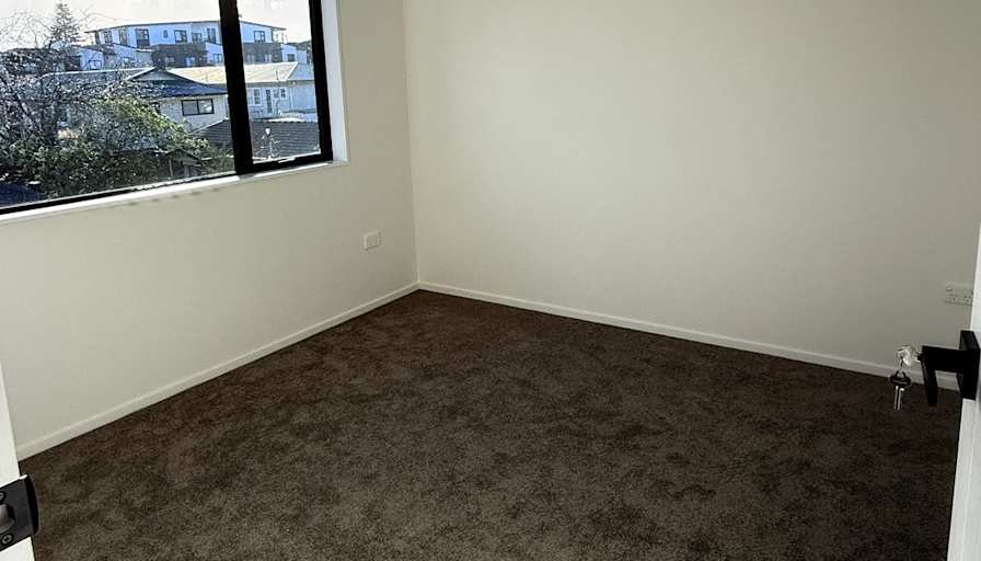 Apurva Raval's room