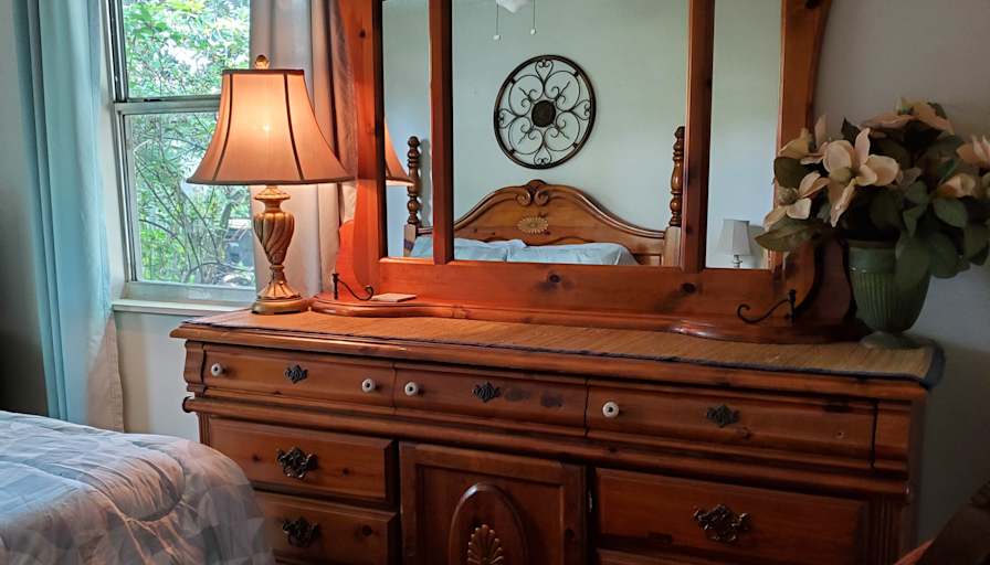 Jebbie's room