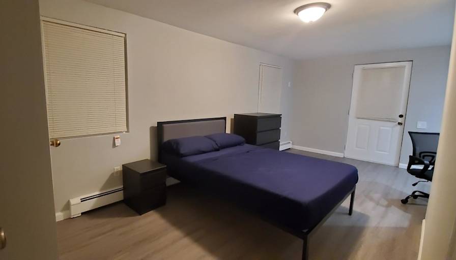 Malik's room