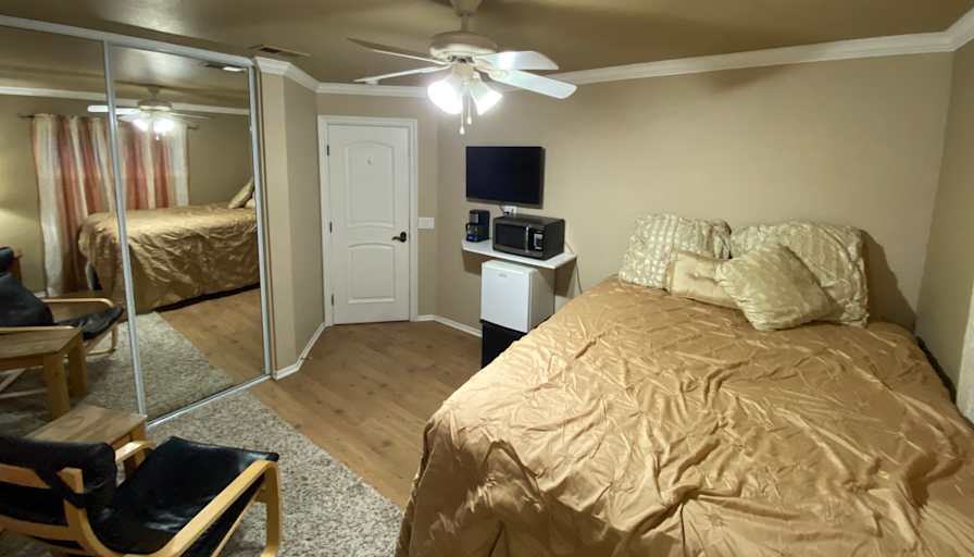 Lisa's room