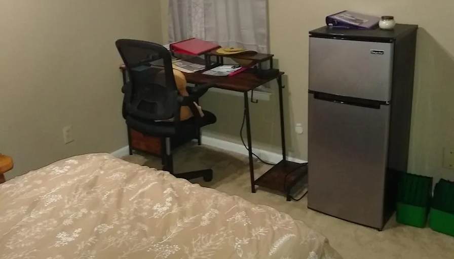 Chakir's room